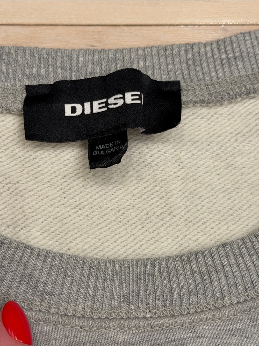 Diesel Men's Gray Crewneck Sweatshirt with Black Graphic Sz XL - Picture 5 of 5